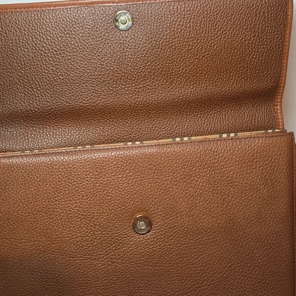 BURBERRYS VINTAGE Chestnut Brown Leather Clutch Bag - Picture 10 of 12